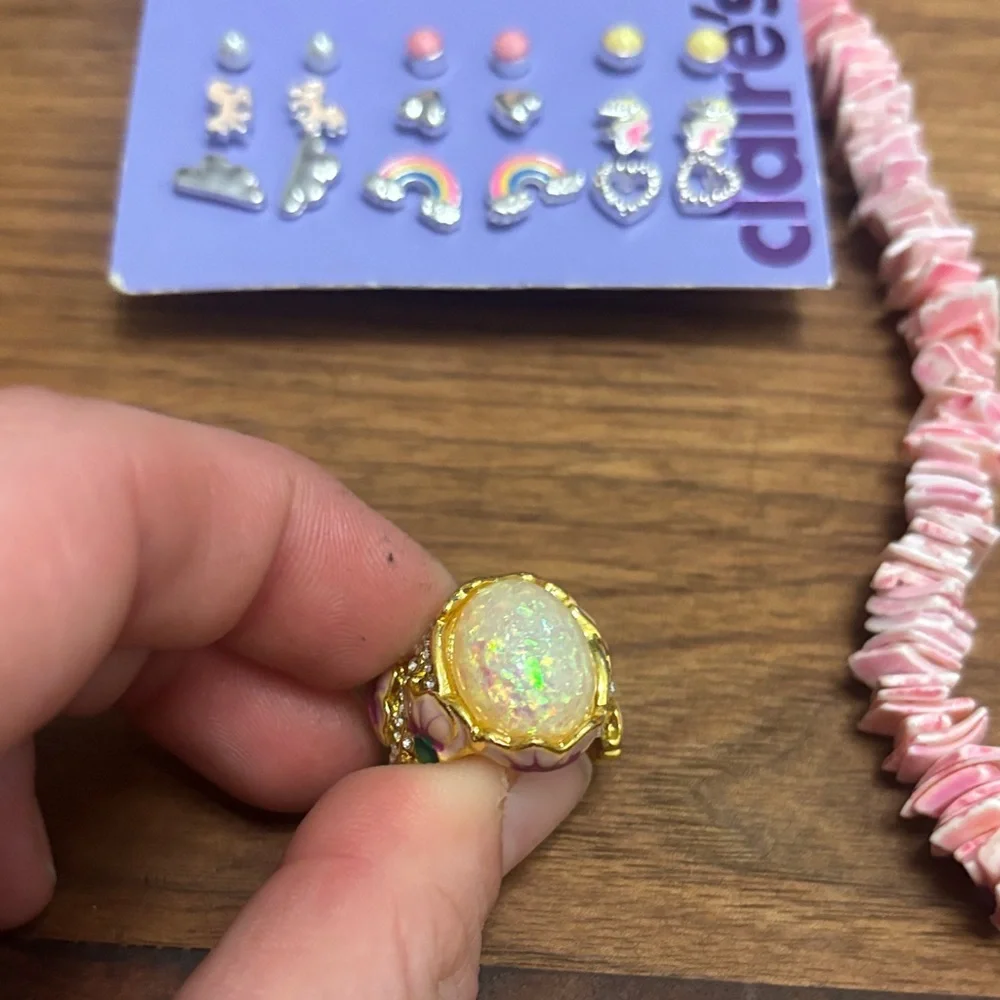 Claire's Pink Shell and White Bead Jewelry Set